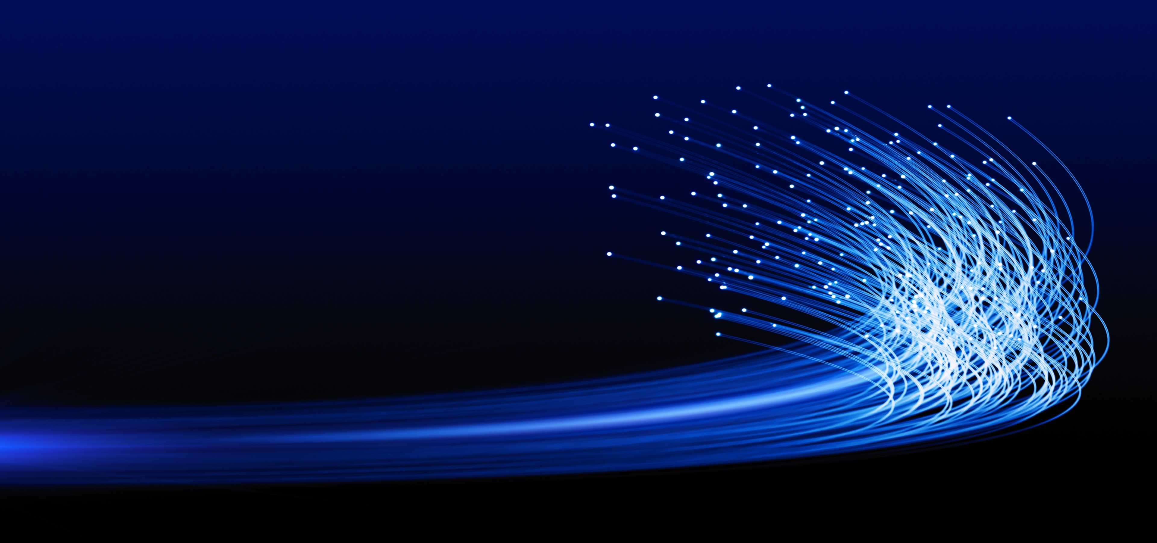 Linhas decorativas em tons de azul representando conexões de fibra óptica